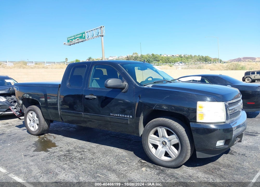 2007 CHEVROLET SILVERADO 1500 LT1 VIN: 1GCEC19J77Z620350