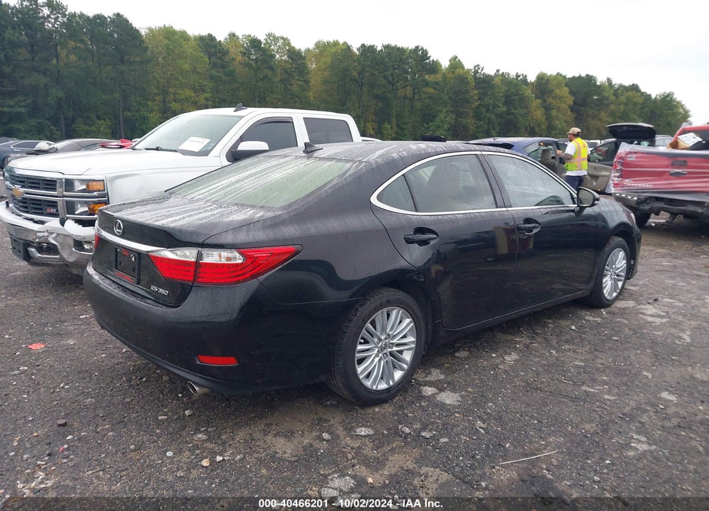 2013 LEXUS ES 350 VIN: JTHBK1GG0D2039000
