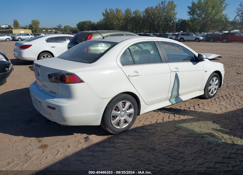 2015 MITSUBISHI LANCER ES VIN: JA32U2FUXFU024518