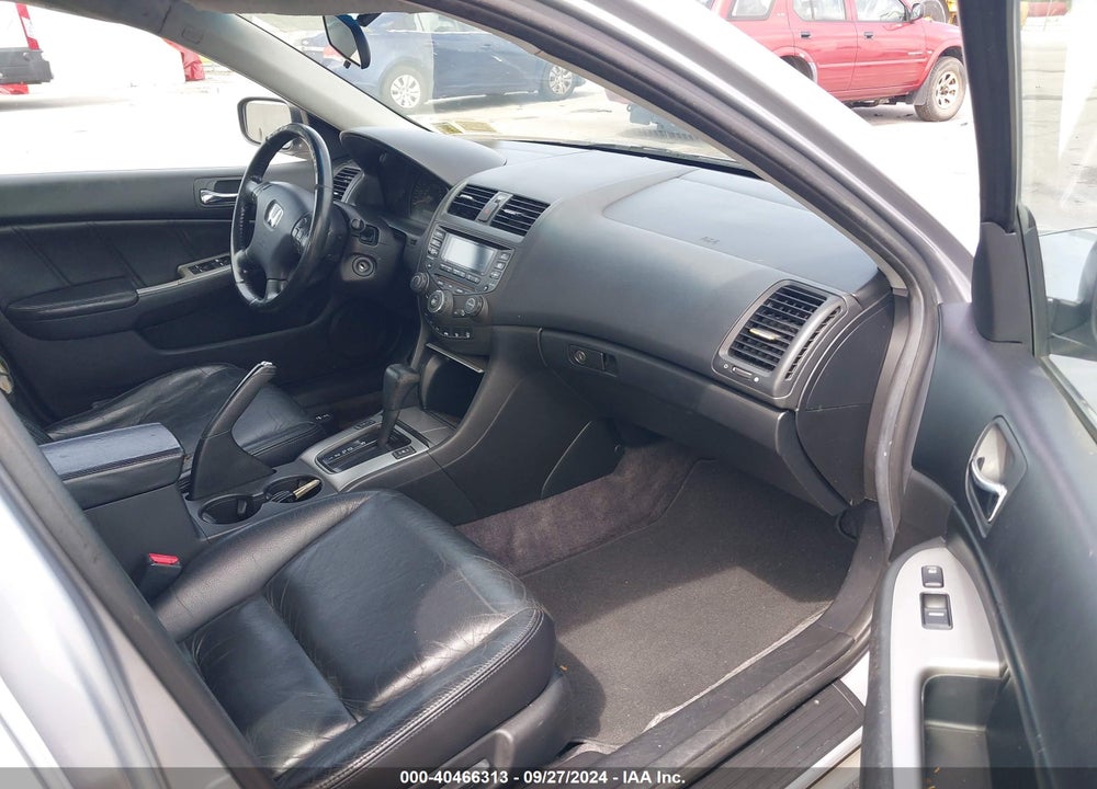 2004 HONDA ACCORD 3.0 EX VIN: 1HGCM66584A034485