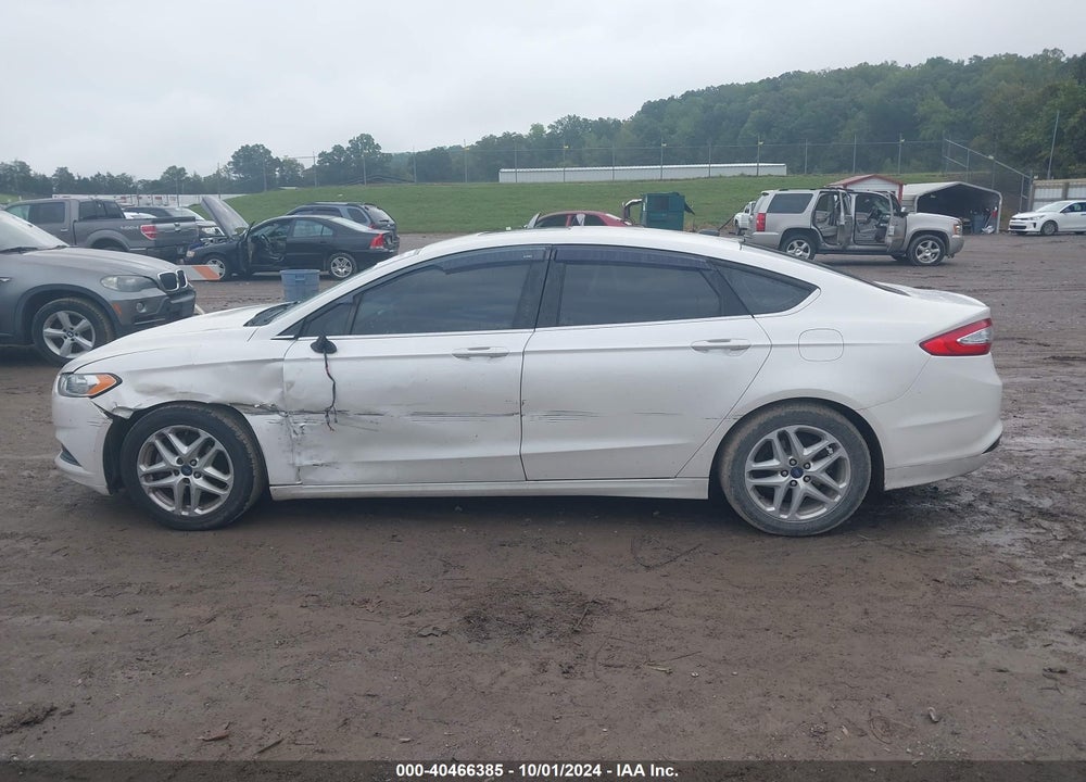 2015 FORD FUSION SE VIN: 3FA6P0HD6FR180127