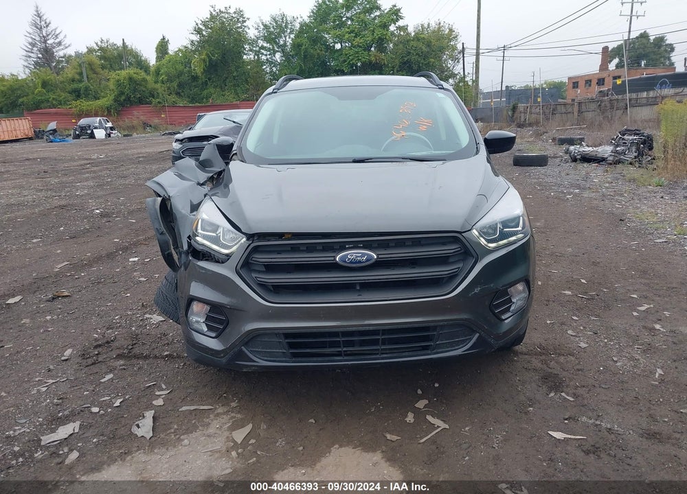 2018 FORD ESCAPE SE VIN: 1FMCU9GDXJUA82968