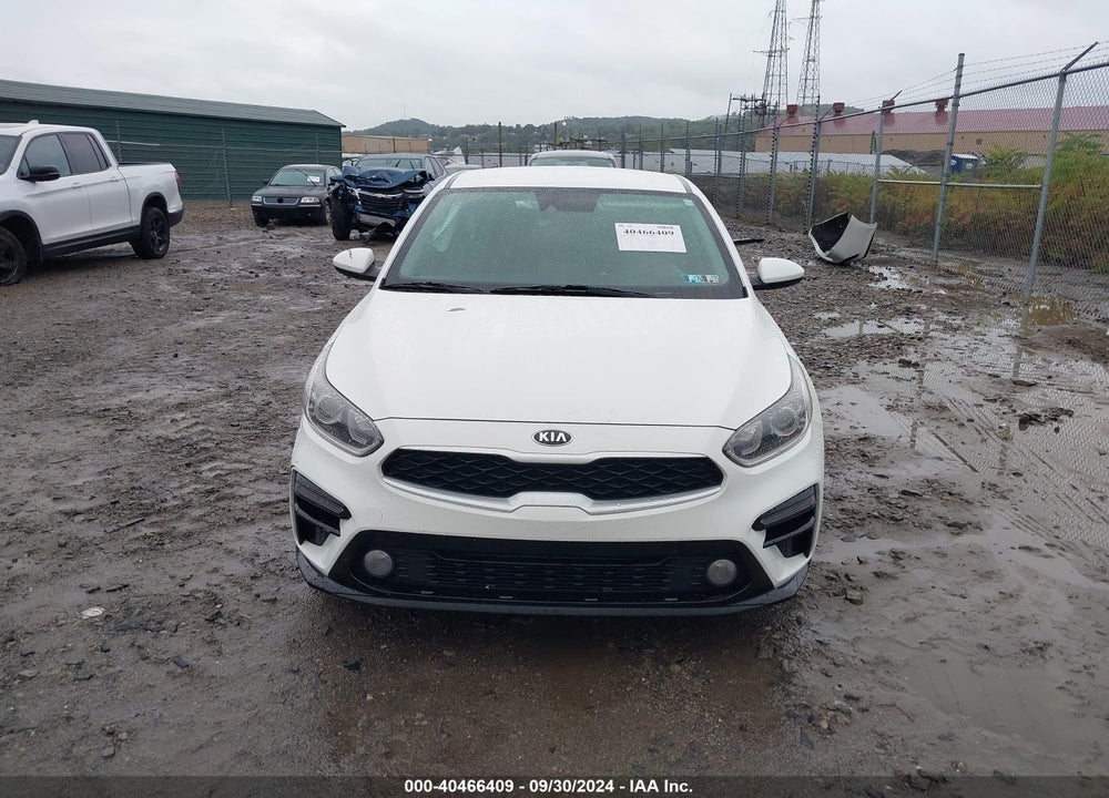 2019 KIA FORTE LXS VIN: 3KPF24AD6KE132381