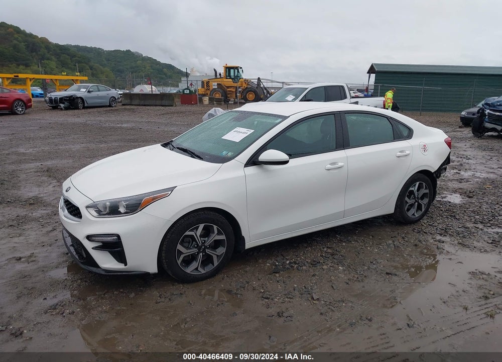 2019 KIA FORTE LXS VIN: 3KPF24AD6KE132381