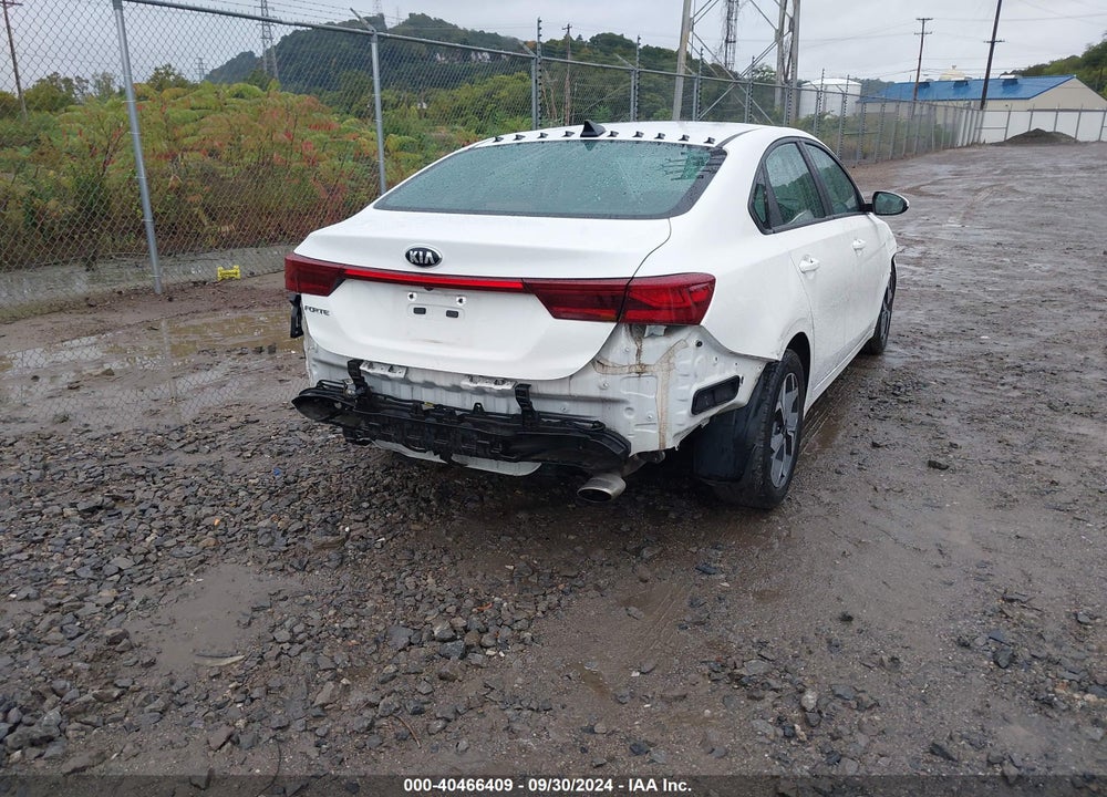 2019 KIA FORTE LXS VIN: 3KPF24AD6KE132381