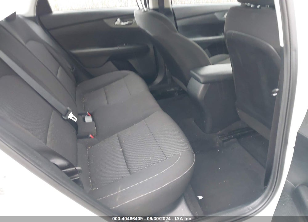 2019 KIA FORTE LXS VIN: 3KPF24AD6KE132381