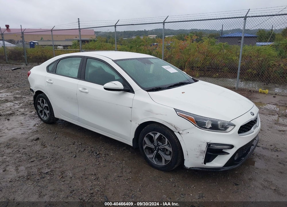 2019 KIA FORTE LXS VIN: 3KPF24AD6KE132381