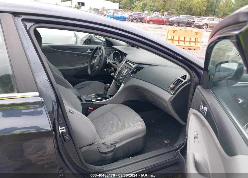 2013 HYUNDAI SONATA GLS VIN: 5NPEB4ACXDH554090
