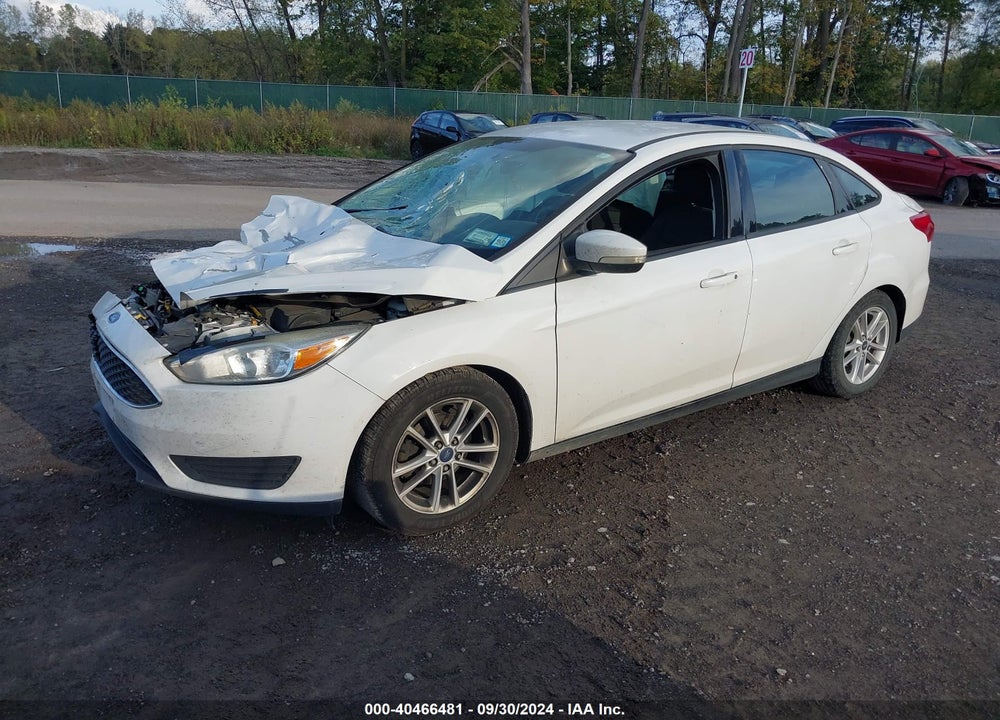 2015 FORD FOCUS SE VIN: 1FADP3F20FL260242