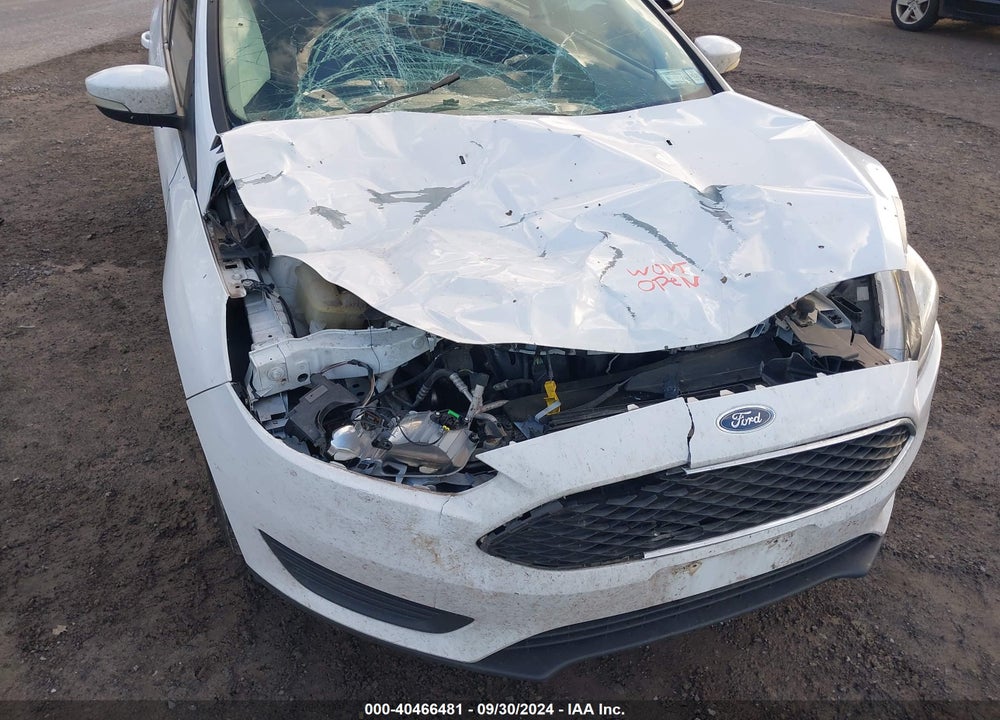 2015 FORD FOCUS SE VIN: 1FADP3F20FL260242