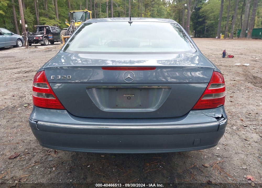 2004 MERCEDES-BENZ E 320 VIN: WDBUF65J44A495631