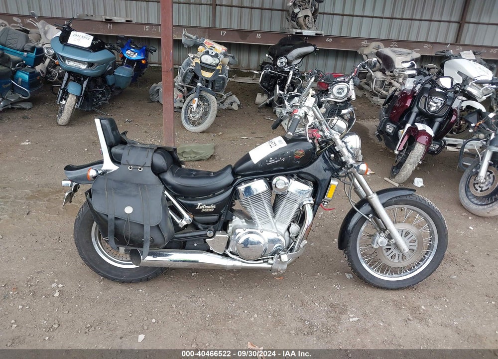 1988 SUZUKI VS1400 GLP VIN: JS1VX51L2J2100365