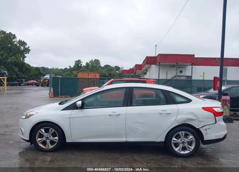 2014 FORD FOCUS SE VIN: 1FADP3F20EL427021