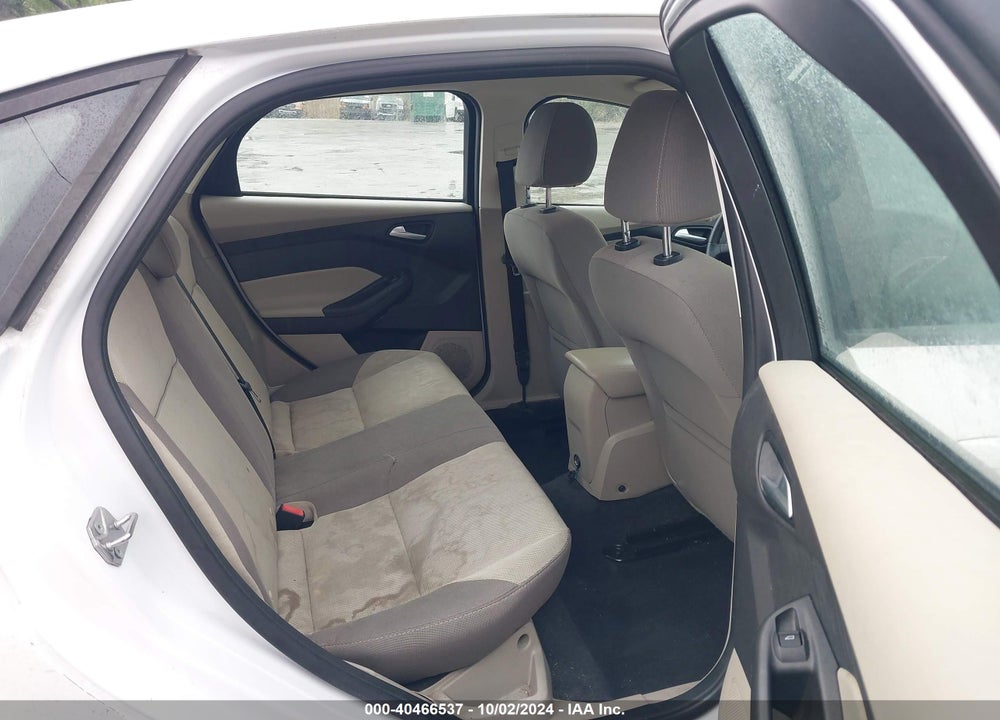 2014 FORD FOCUS SE VIN: 1FADP3F20EL427021