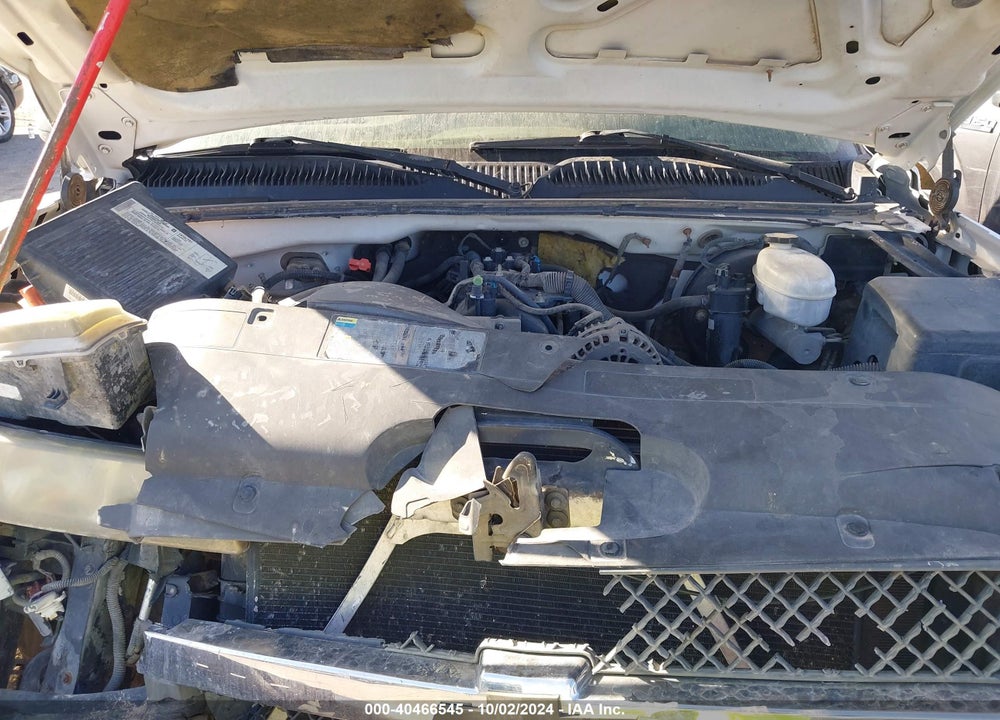 2004 CHEVROLET SILVERADO 1500 LS VIN: 2GCEC19V041108095