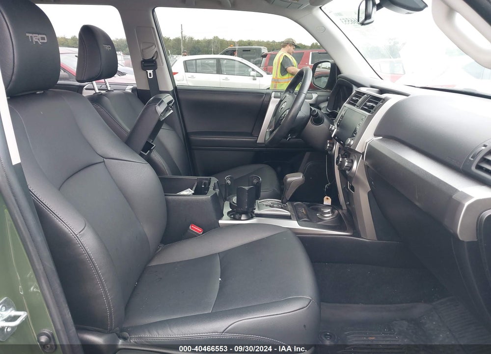 2022 TOYOTA 4RUNNER TRD SPORT VIN: JTESU5JR7N6015361
