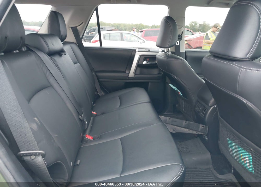 2022 TOYOTA 4RUNNER TRD SPORT VIN: JTESU5JR7N6015361