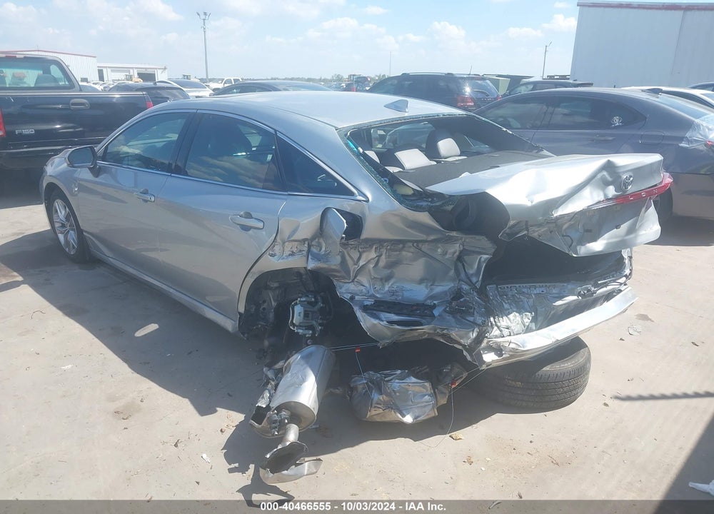 2022 TOYOTA AVALON XLE VIN: 4T1AZ1FB4NU086644