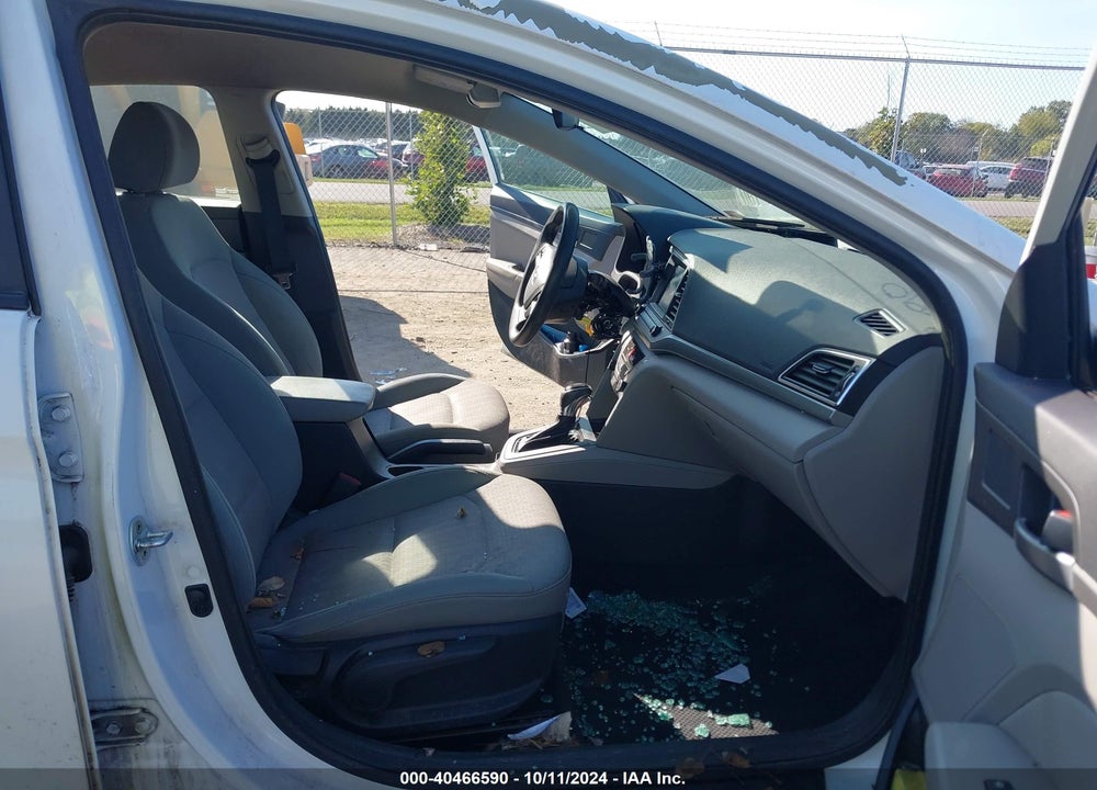 2017 HYUNDAI ELANTRA SE VIN: 5NPD84LF0HH056620