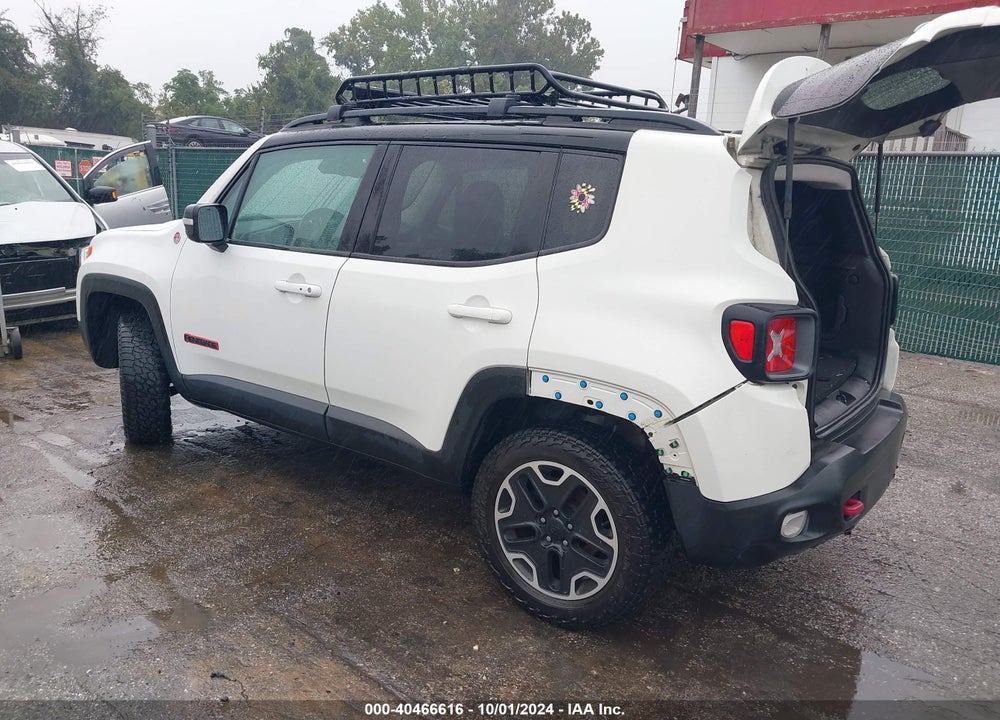 2017 JEEP RENEGADE TRAILHAWK 4X4 VIN: ZACCJBCB8HPG38537