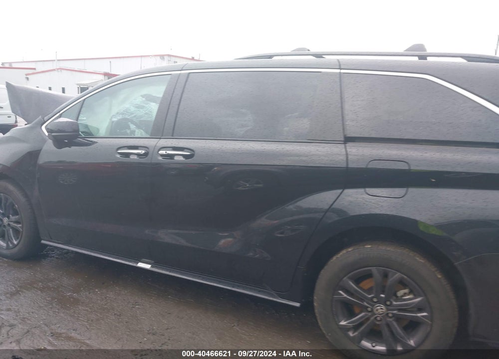 2024 TOYOTA SIENNA WOODLAND EDITION VIN: 5TDCSKFC1RS109517