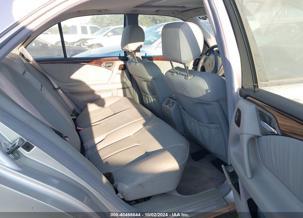 1999 MERCEDES-BENZ E 300 DIESEL VIN: WDBJF25H0XA819185