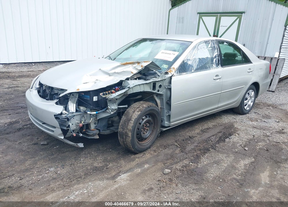 2002 TOYOTA CAMRY LE VIN: 4T1BE32K22U541827