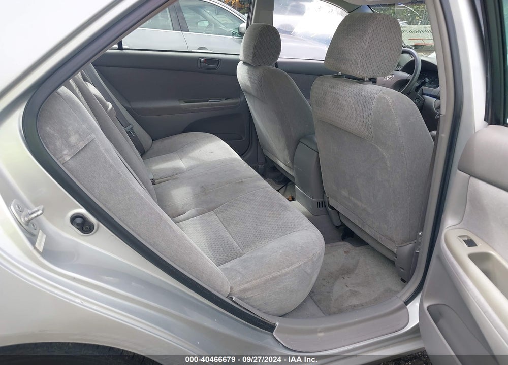 2002 TOYOTA CAMRY LE VIN: 4T1BE32K22U541827