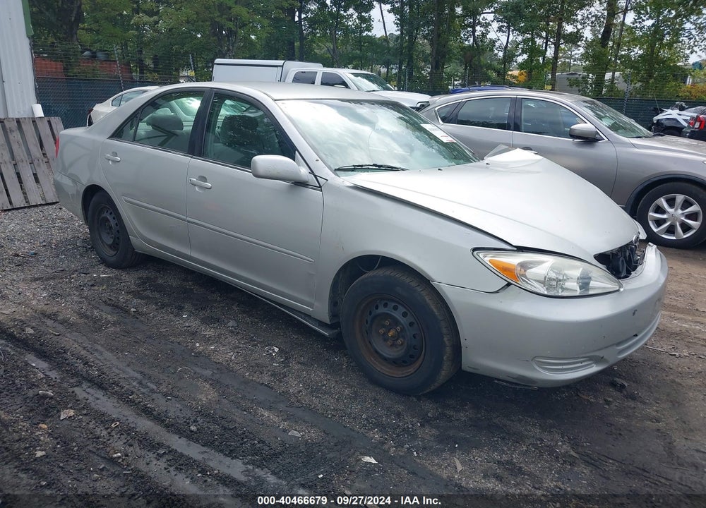 2002 TOYOTA CAMRY LE VIN: 4T1BE32K22U541827