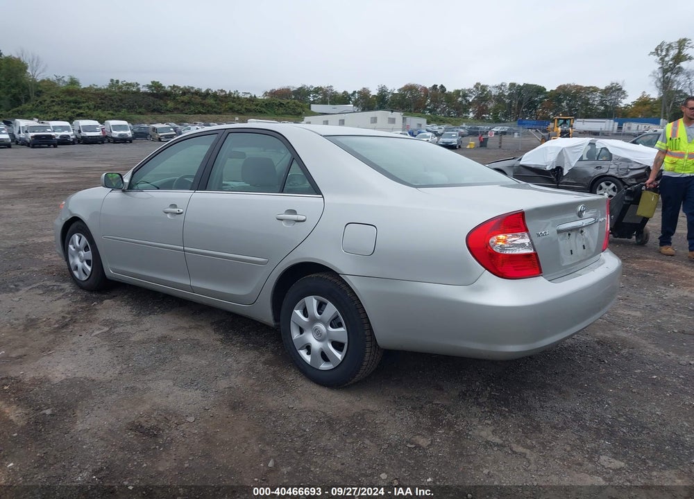 2003 TOYOTA CAMRY LE VIN: 4T1BE32K93U127073