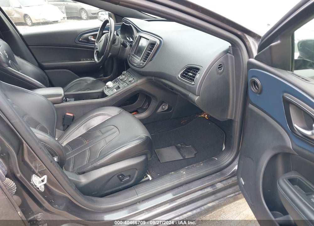 2016 CHRYSLER 200 S VIN: 1C3CCCDG9GN180433