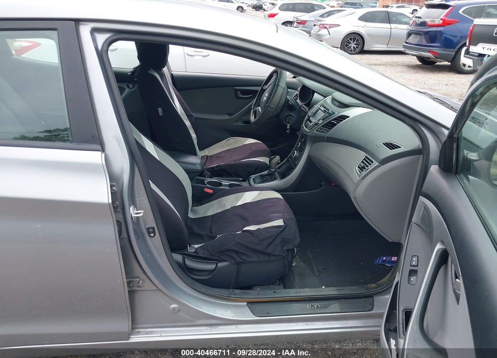 2014 HYUNDAI ELANTRA SE VIN: KMHDH4AE6EU158947