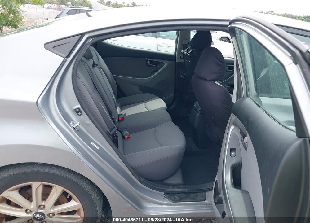 2014 HYUNDAI ELANTRA SE VIN: KMHDH4AE6EU158947