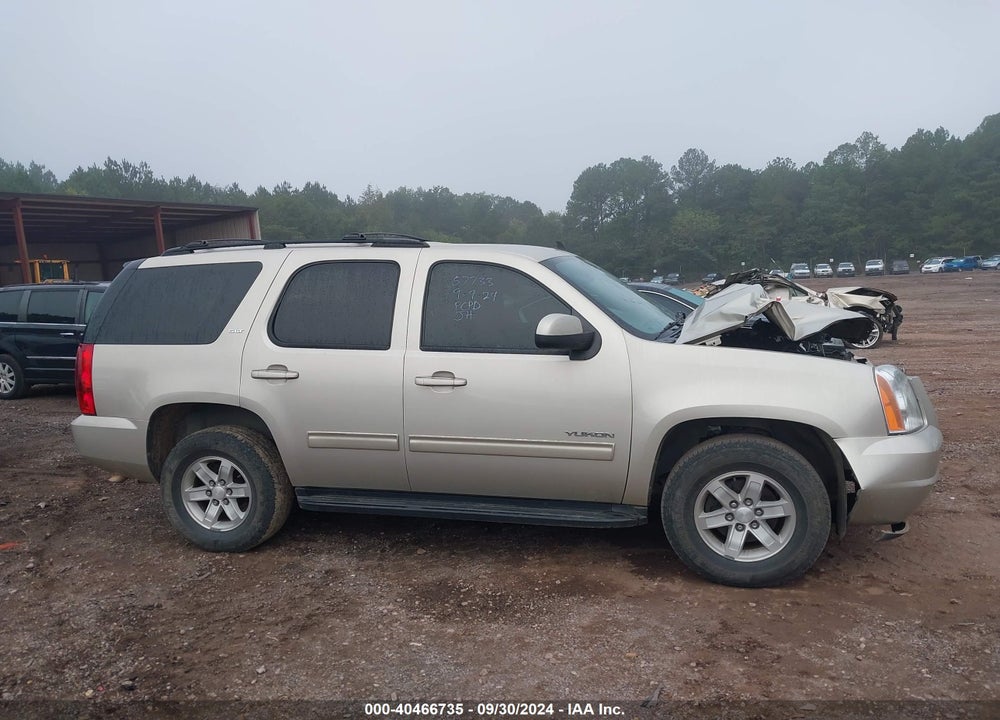 2013 GMC YUKON SLT VIN: 1GKS1CE02DR279117