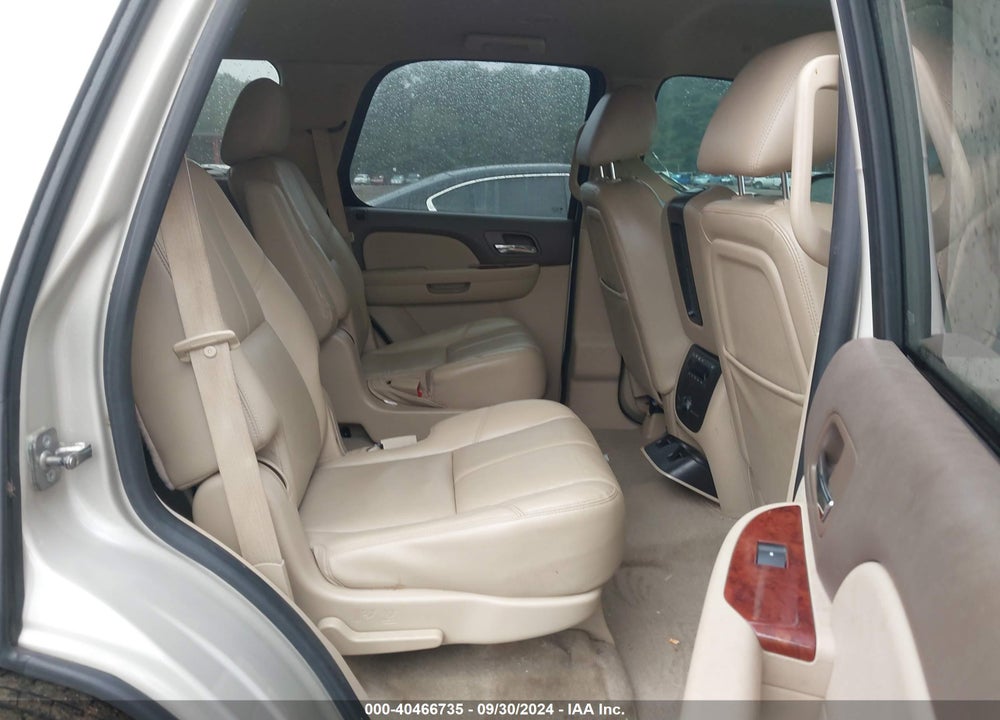 2013 GMC YUKON SLT VIN: 1GKS1CE02DR279117