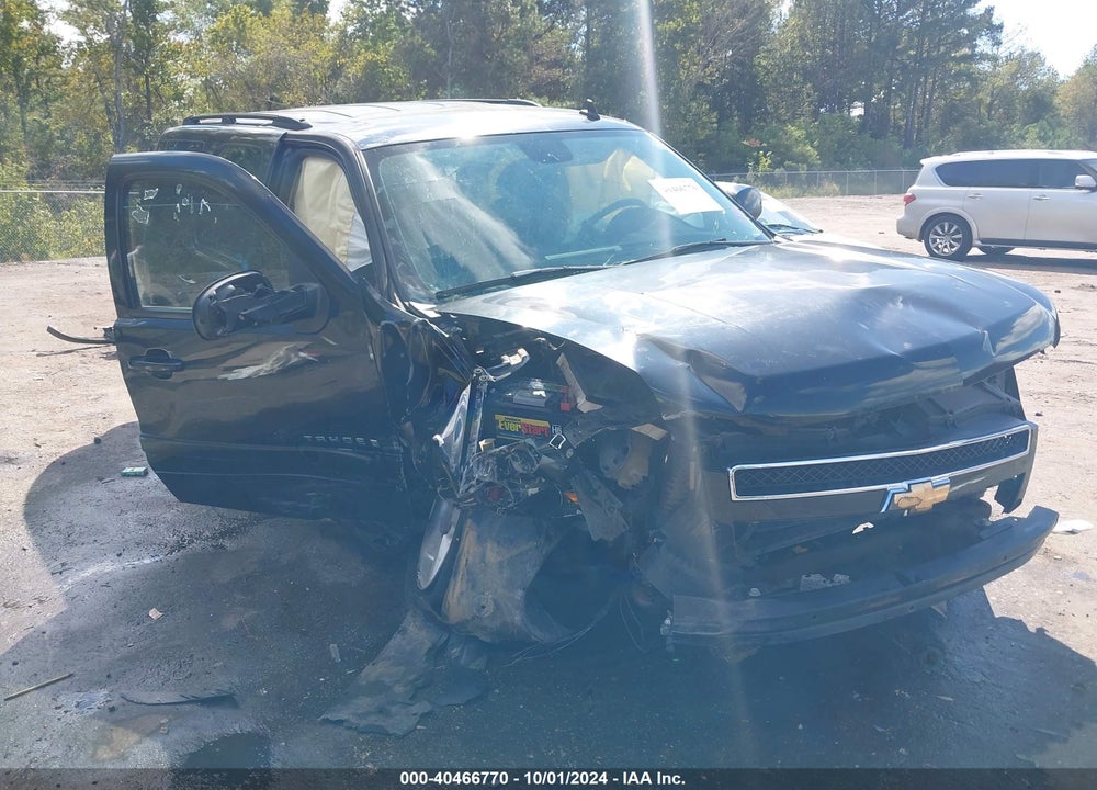 2007 CHEVROLET TAHOE LT VIN: 1GNFC130X7R373840