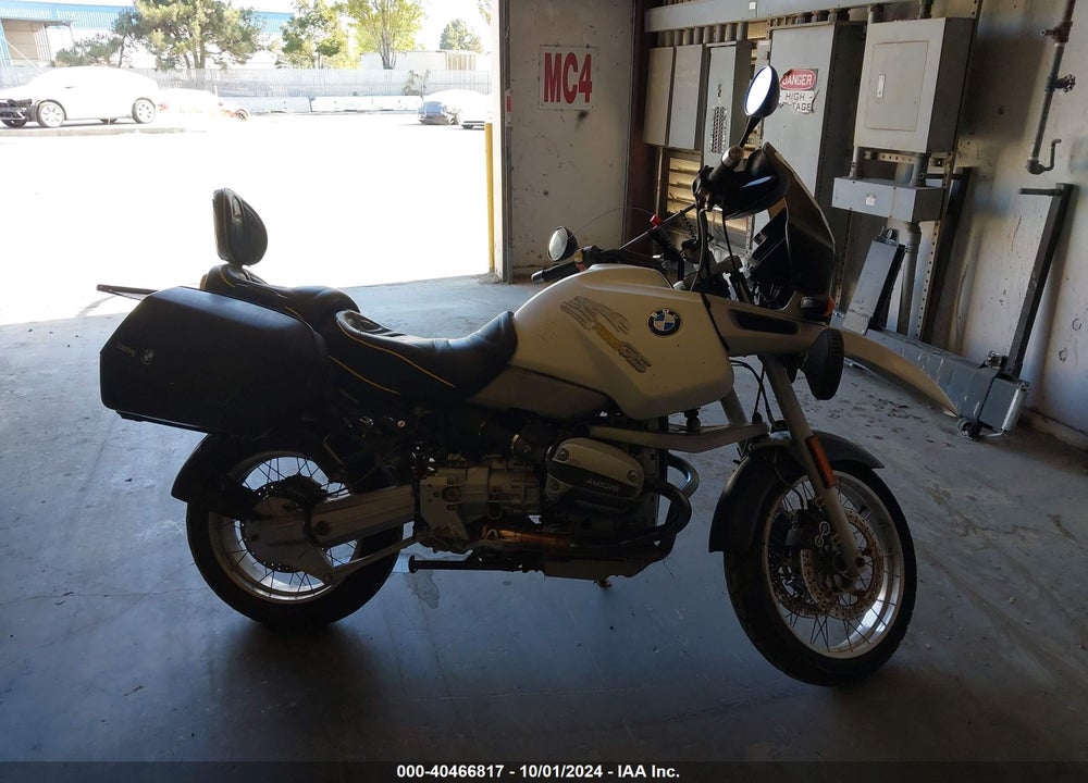 1995 BMW R1100 GS VIN: WB1040907S0380283
