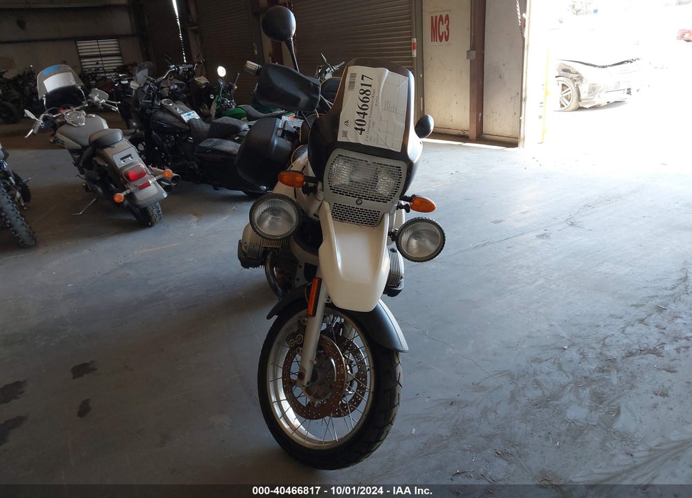 1995 BMW R1100 GS VIN: WB1040907S0380283