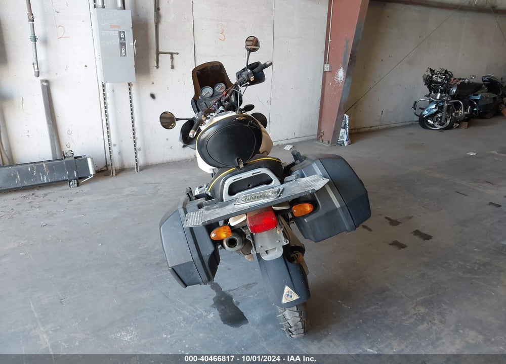 1995 BMW R1100 GS VIN: WB1040907S0380283