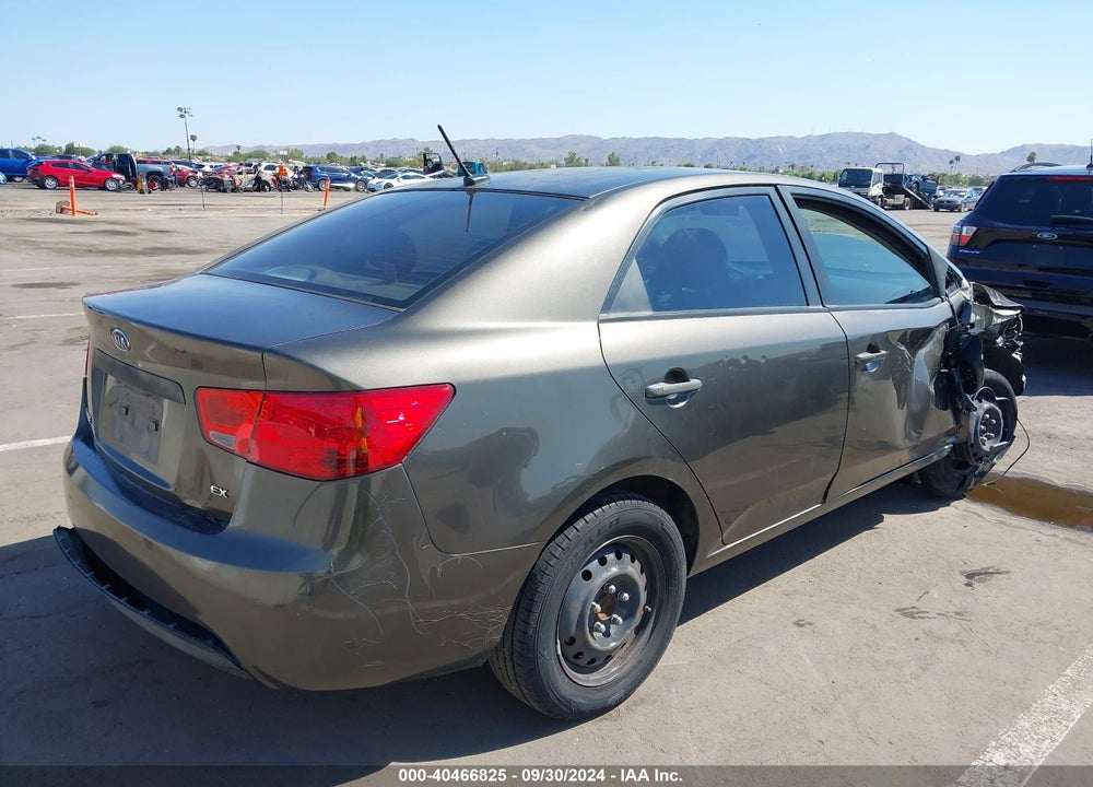 2011 KIA FORTE EX VIN: KNAFU4A24B5347419