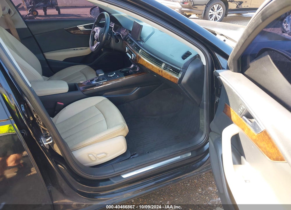 2017 AUDI A4 2.0T PREMIUM VIN: WAUGNAF42HN005020