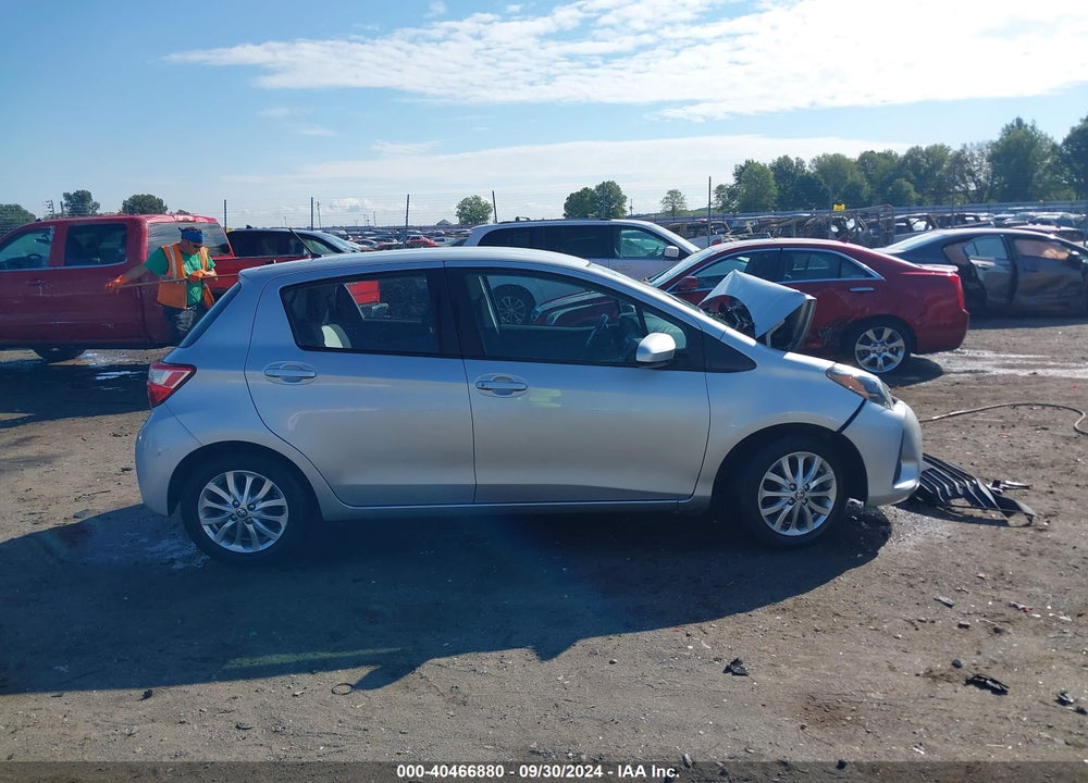 2018 TOYOTA YARIS LE VIN: VNKKTUD32JA094316