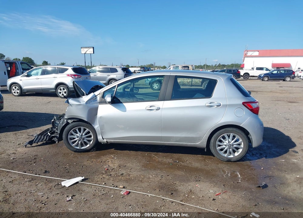 2018 TOYOTA YARIS LE VIN: VNKKTUD32JA094316