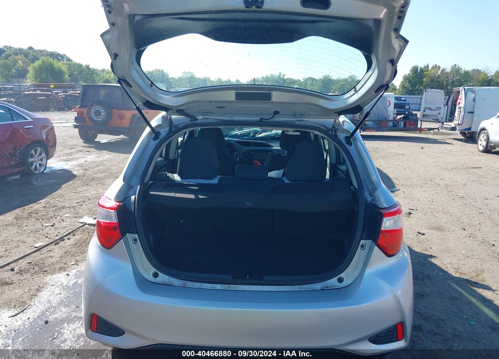 2018 TOYOTA YARIS LE VIN: VNKKTUD32JA094316