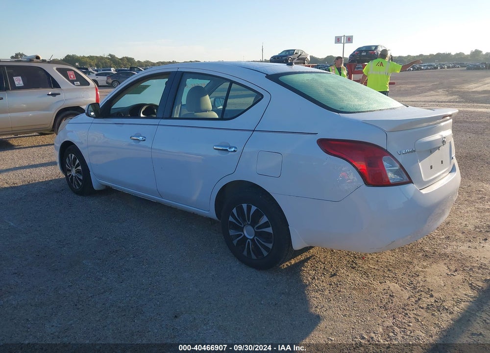 2013 NISSAN VERSA 1.6 SV VIN: 3N1CN7AP7DL865353