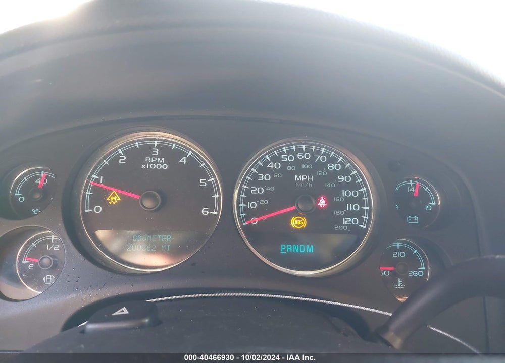 2008 GMC YUKON XL 1500 DENALI VIN: 1GKFK66808J210998