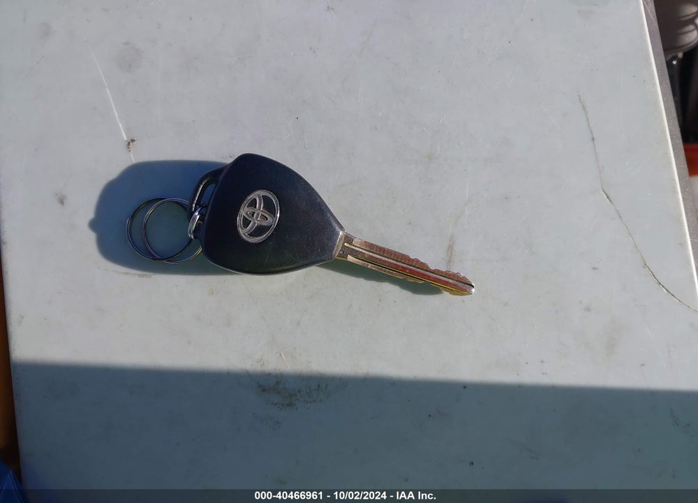 2010 TOYOTA COROLLA LE VIN: 1NXBU4EE6AZ311446