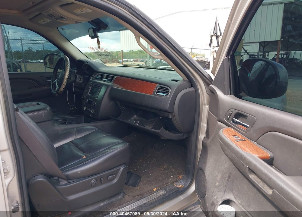 2007 GMC YUKON SLT VIN: 1GKFC13J47J402012