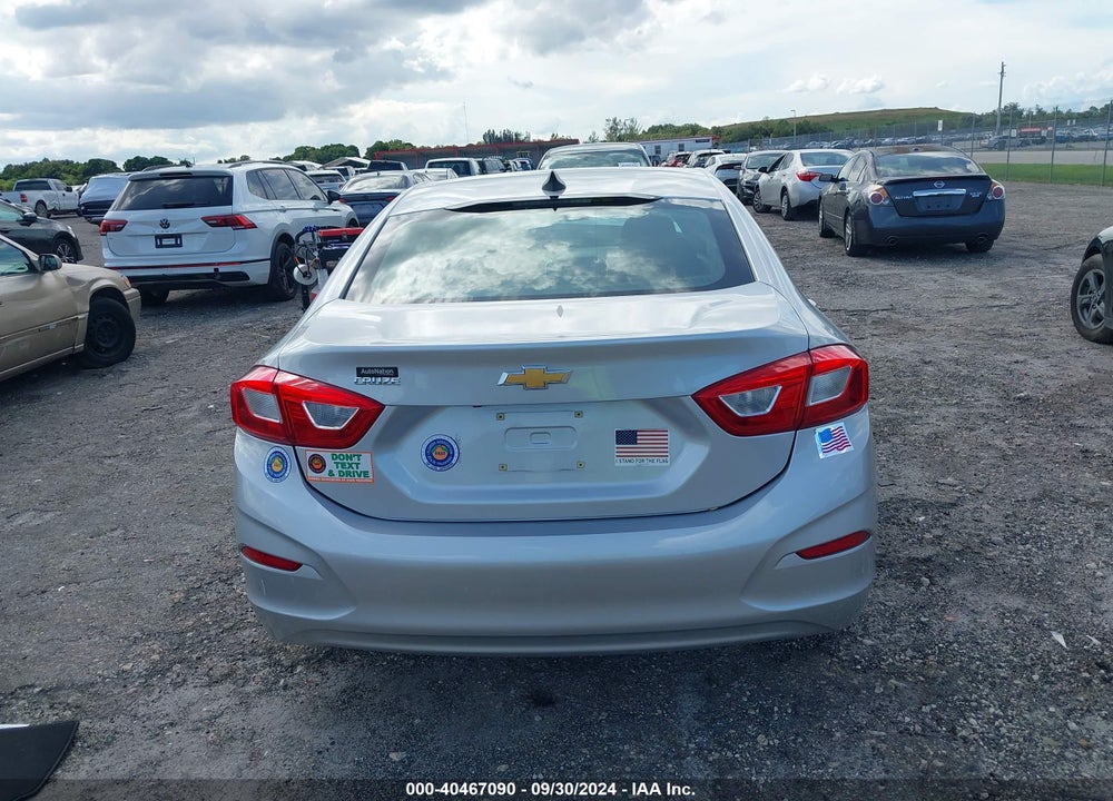 2017 CHEVROLET CRUZE LS AUTO VIN: 1G1BC5SM7H7179002