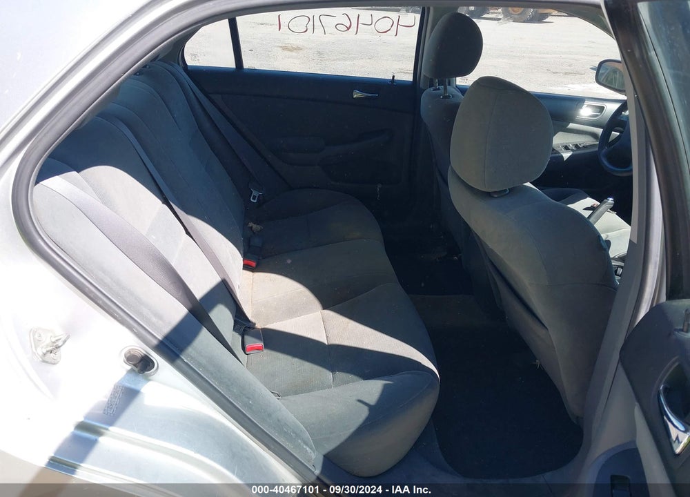 2007 HONDA ACCORD 2.4 VP VIN: 1HGCM55137A073093